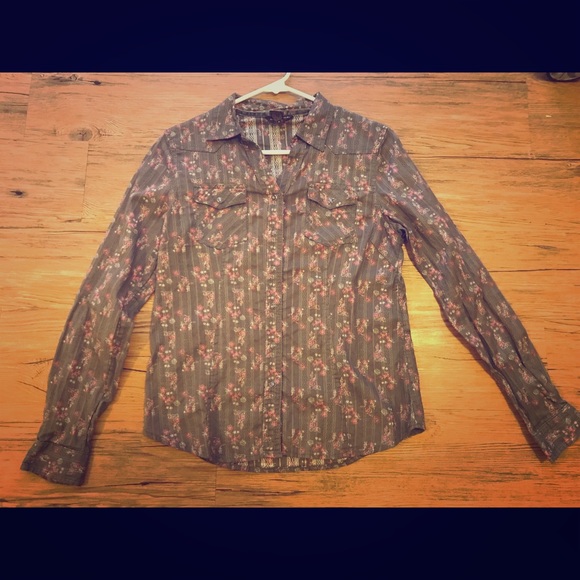 Bit & Bridle long sleeved Cowgirl Shirt. 🐴 - Picture 1 of 3